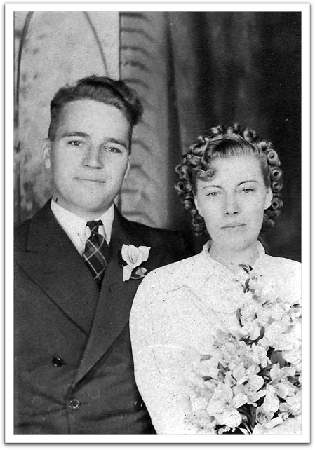 Marvin & Lola Tinnesand on their wedding day, June 21, 1941.