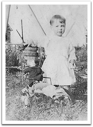 Helen's older sister, Leona, about 1920.