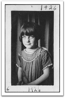 Helen Reitter at age 5, a first-grader in school in 1926.