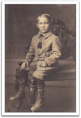 Gilbert Nelson, childhood friend  of Leona & Helen Reitter.