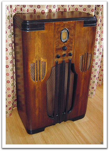 1936 Philco console radio, typical at the time.
