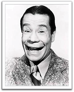 Joe E. Brown (1891-1973), one of the most popular comedians in the US in the 1930s and '40s. He is remembered for his amiable screen persona, comic timing, and enormous elastic-mouth smile.