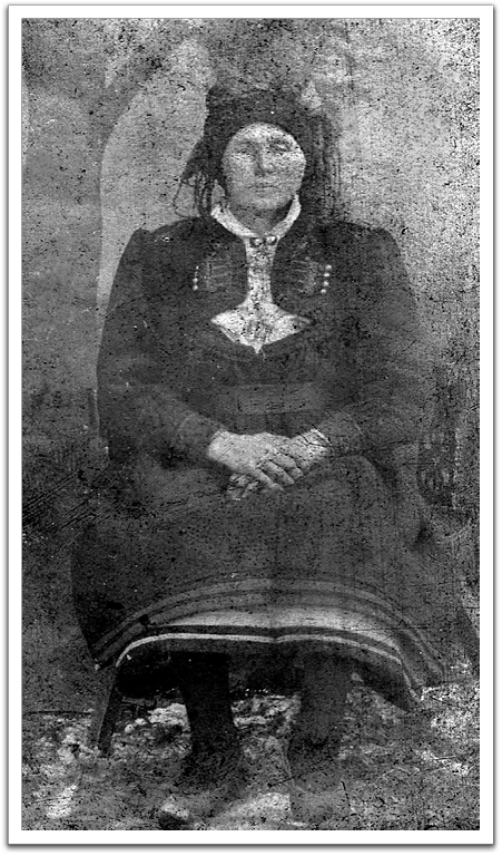A photograph believed to be that of Ole K's mother,  Targjerd Olsdtr Rygnestad, born in 1834.