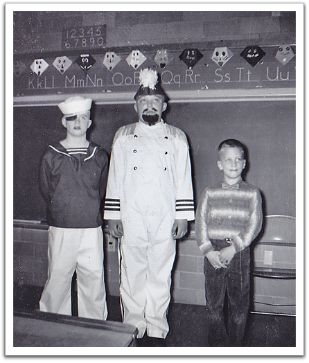 Byron as Dick Deadeye,  Galen Sordahl as the Captain, and Myles.