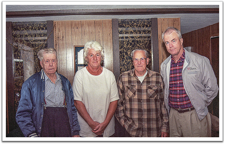 Oscar, niece Kathleen Larson, Knute’s daughter, husband Ernie Larson, Byron,  December 2003, Ernie & Kathleen’s house.